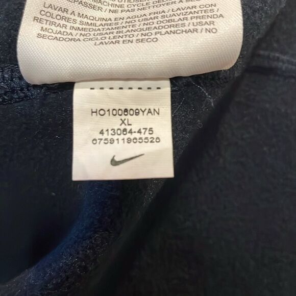 Nike- Dri-Fit Quarter Zip Breast Zip Pocket Lightweight Navy Blue Pullover- XL - Picture 9 of 9